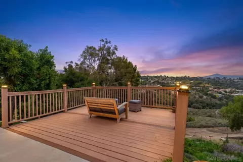 Exterior - 2422 Peet Ln, Escondido, CA 92025 photo 2 of 12
