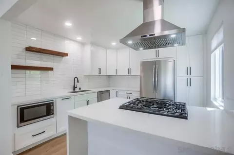 3521-3523 Luna Ave, San Diego, CA 92117
