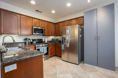 Kitchen - 289 Reef Pt #3, Oceanside, CA 92058 photo 1 of 3