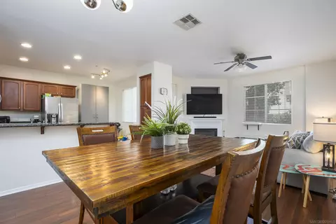 Dining - 289 Reef Pt #3, Oceanside, CA 92058 photo 1 of 1