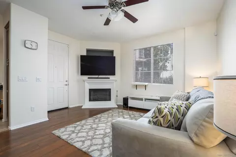 Living - 289 Reef Pt #3, Oceanside, CA 92058 photo 1 of 1