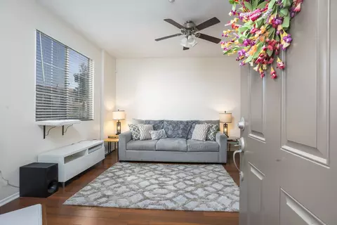 Entry Way - 289 Reef Pt #3, Oceanside, CA 92058 photo 1 of 1