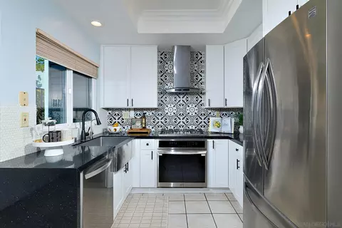 11037 Caminito Vista Pacifica, San Diego, CA 92131