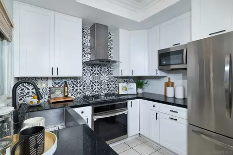 11037 Caminito Vista Pacifica, San Diego, CA 92131