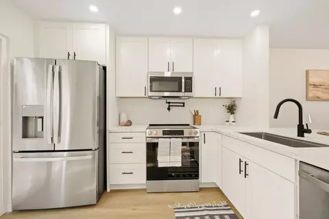 Kitchen - 458 Ridgeway, Spring Valley, CA 91977 photo 3 of 5