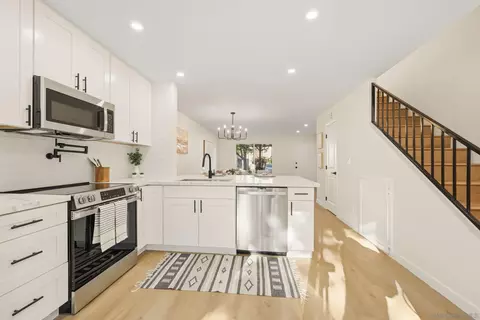 Kitchen - 458 Ridgeway, Spring Valley, CA 91977 photo 5 of 5