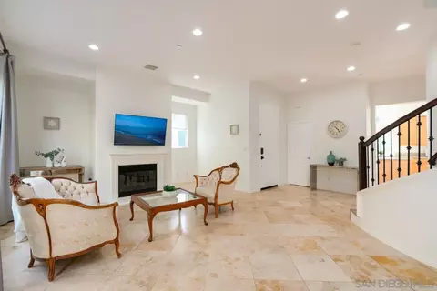 3822 Quarter Mile Dr, San Diego, CA 92130