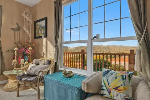 Living - 16913 Harrison Park Trl, Julian, CA 92036 photo 5 of 9