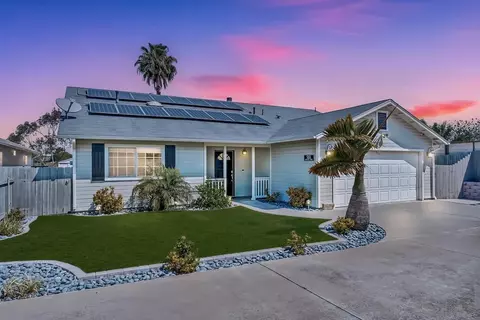 Exterior - 5151 Comanche Dr, La Mesa, CA 91942 photo 3 of 17