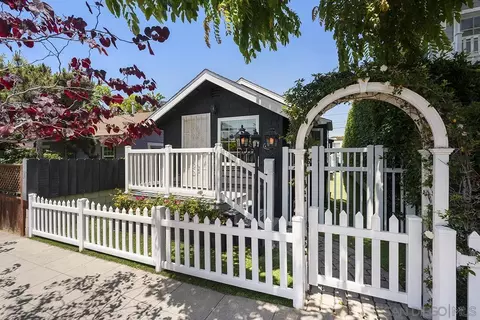 4642 Muir Ave, San Diego, CA 92107