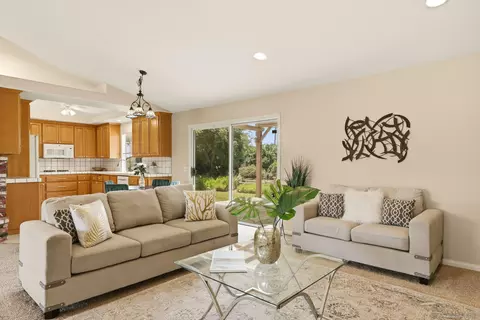 Living - 1621 Prince St, Fallbrook, CA 92028 photo 3 of 3