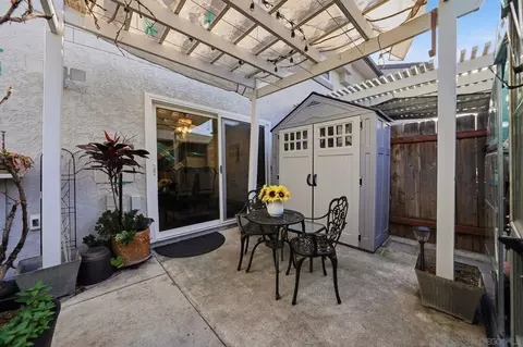 Exterior - 10320 Del Coronado Ln, Santee, CA 92071 photo 3 of 8