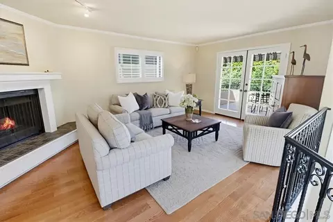 Living - 313 I Ave, Coronado, CA 92118 photo 4 of 6