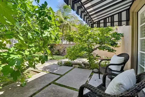 Exterior - 313 I Ave, Coronado, CA 92118 photo 4 of 11