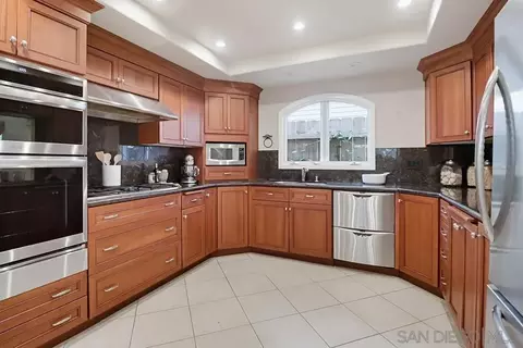 Kitchen - 313 I Ave, Coronado, CA 92118 photo 2 of 4