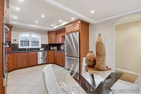 Kitchen - 313 I Ave, Coronado, CA 92118 photo 3 of 4