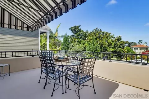 Exterior - 313 I Ave, Coronado, CA 92118 photo 7 of 11