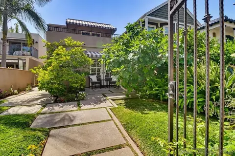 Exterior - 313 I Ave, Coronado, CA 92118 photo 2 of 11
