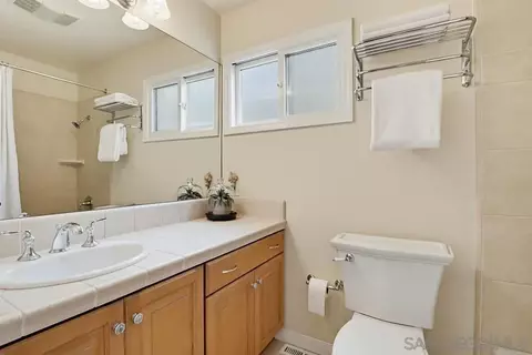 Bath - 313 I Ave, Coronado, CA 92118 photo 2 of 4