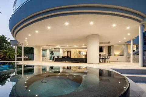 Exterior - 6125 Terryhill Dr, La Jolla, CA 92037 photo 1 of 11