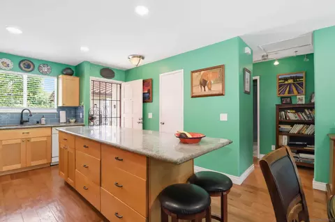 Kitchen - 1757 Pleasantdale, Encinitas, CA 92024 photo 4 of 6