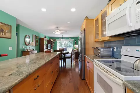 Kitchen - 1757 Pleasantdale, Encinitas, CA 92024 photo 2 of 6