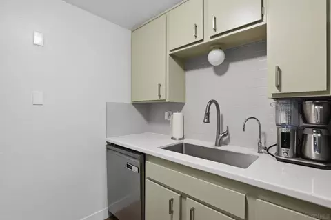 Kitchen - 12609 Robison Blvd #106, Poway, CA 92064 photo 2 of 4