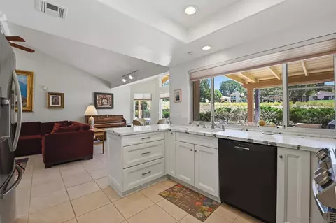 Kitchen - 17739 Saint Andrews Dr, Poway, CA 92064 photo 6 of 6
