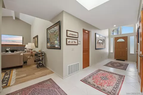 Entry Way - 17739 Saint Andrews Dr, Poway, CA 92064 photo 6 of 9