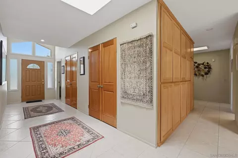 Entry Way - 17739 Saint Andrews Dr, Poway, CA 92064 photo 7 of 9
