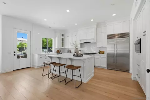 Kitchen - 855 Stratford Knl, Encinitas, CA 92024 photo 1 of 8