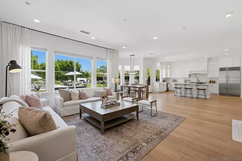Living - 855 Stratford Knl, Encinitas, CA 92024 photo 6 of 7