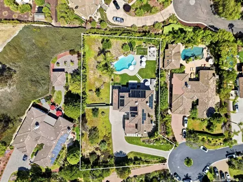 View/Area - 855 Stratford Knl, Encinitas, CA 92024 photo 5 of 5