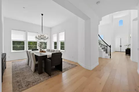 Entry Way - 855 Stratford Knl, Encinitas, CA 92024 photo 2 of 6