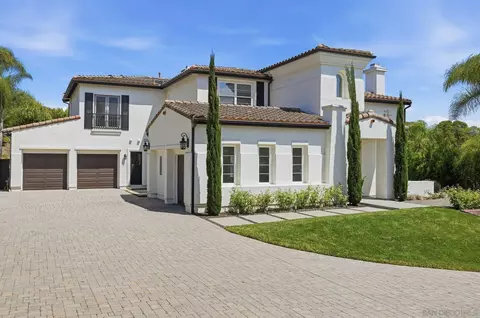 Exterior - 855 Stratford Knl, Encinitas, CA 92024 photo 9 of 10