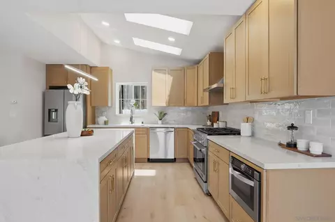Kitchen - 7273 Cornell Ave, La Mesa, CA 91942 photo 5 of 7