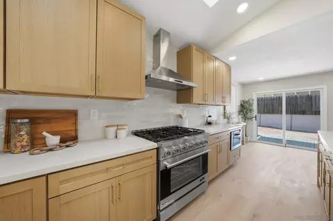 Kitchen - 7273 Cornell Ave, La Mesa, CA 91942 photo 7 of 7