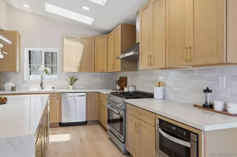 Kitchen - 7273 Cornell Ave, La Mesa, CA 91942 photo 4 of 7