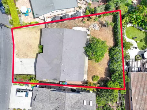 View/Area - 3945 Hibiscus Cir, Carlsbad, CA 92008 photo 6 of 6