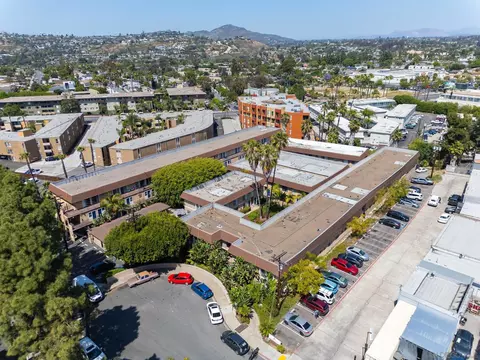 4881 Rolando Ct, San Diego, CA 92115
