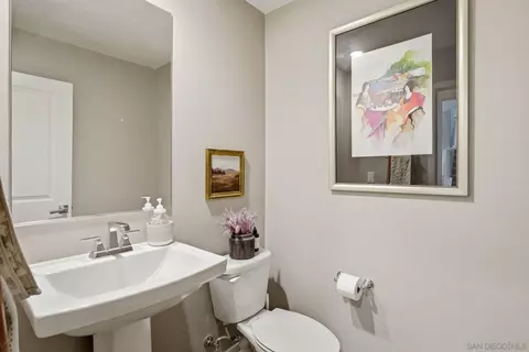 Bath - 8959 Hightail Dr, Santee, CA 92071 photo 1 of 5