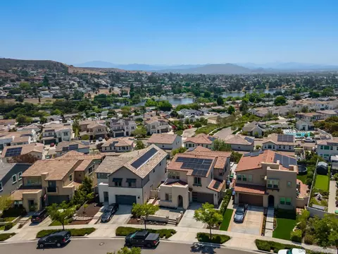 View/Area - 8959 Hightail Dr, Santee, CA 92071 photo 4 of 6