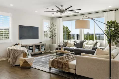 Living - 8959 Hightail Dr, Santee, CA 92071 photo 1 of 4