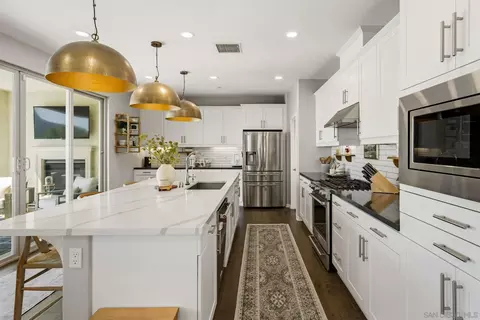 Kitchen - 8959 Hightail Dr, Santee, CA 92071 photo 2 of 5