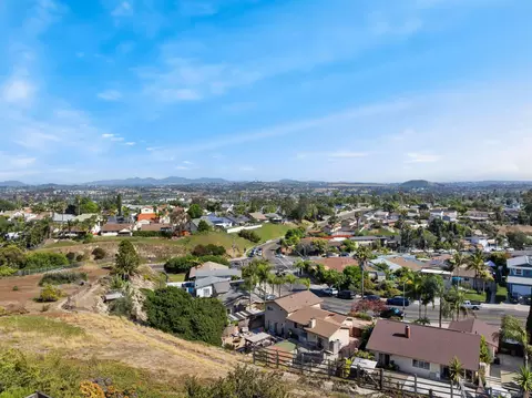 View/Area - 4079 Wooster, Oceanside, CA 92056 photo 7 of 10