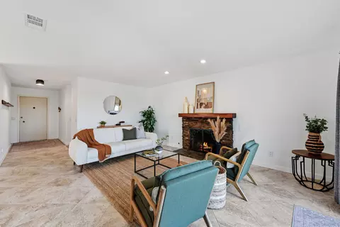 Living - 4079 Wooster, Oceanside, CA 92056 photo 2 of 4