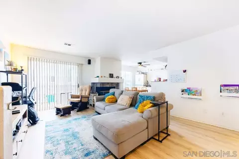 Living - 13945 Midland Rd, Poway, CA 92064 photo 3 of 6