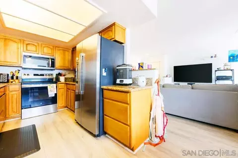 Kitchen - 13945 Midland Rd, Poway, CA 92064 photo 2 of 2