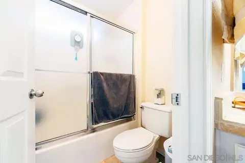 Bath - 13945 Midland Rd, Poway, CA 92064 photo 2 of 2
