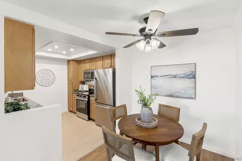 Dining - 830 Broadway #15, El Cajon, CA 92021 photo 1 of 3